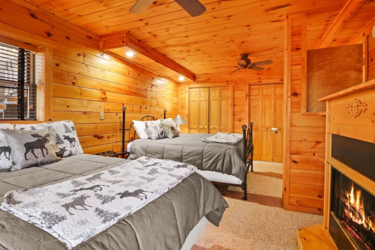 cabins in north georgia with hot tubs