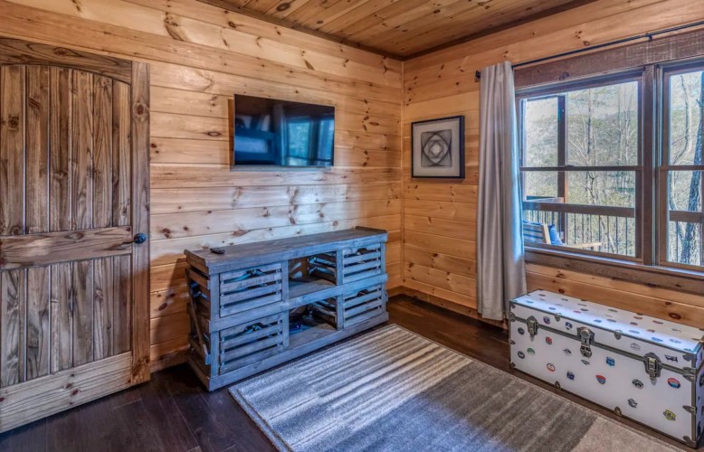 Aska Adventure area cabin rentals