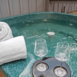 Gatlinburg Cabin Rentals with Hot Tub