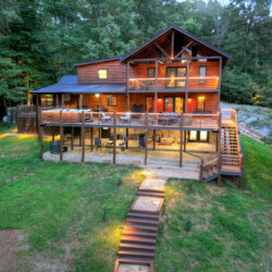 mineral bluff cabin with hot tub and mountain views